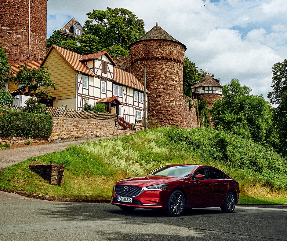 Existen mil aventuras para vivir con tu Mazda esperándote ahí fuera. ¿Te animas? 😎