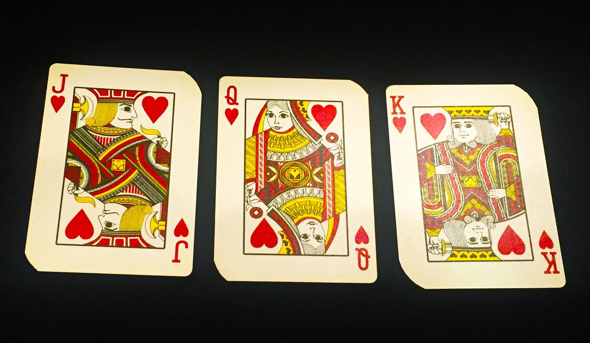 今日のゲーム知識：トランプの絵札の人物はスペードはマークから全て目