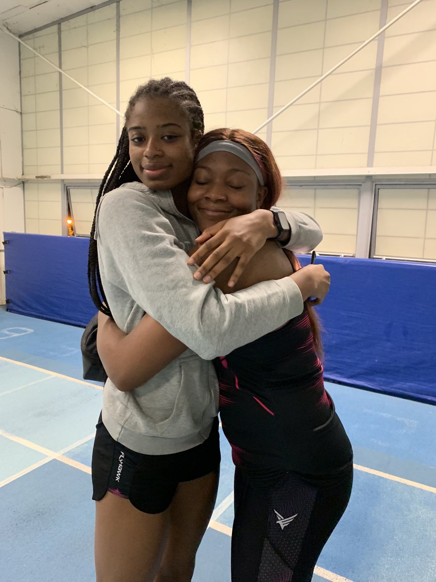 BirdBeers's tweet image. Huge thanks to ⁦@ASEFootballUK⁩ for the August track sessions for our athletes ⁦@Pulse_Netball⁩ 💗🖤