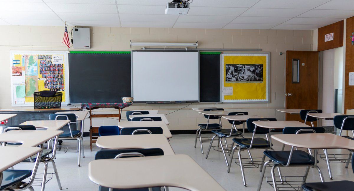 What happens when students need to quarantine with no remote schooling options? buff.ly/3B7WPfN