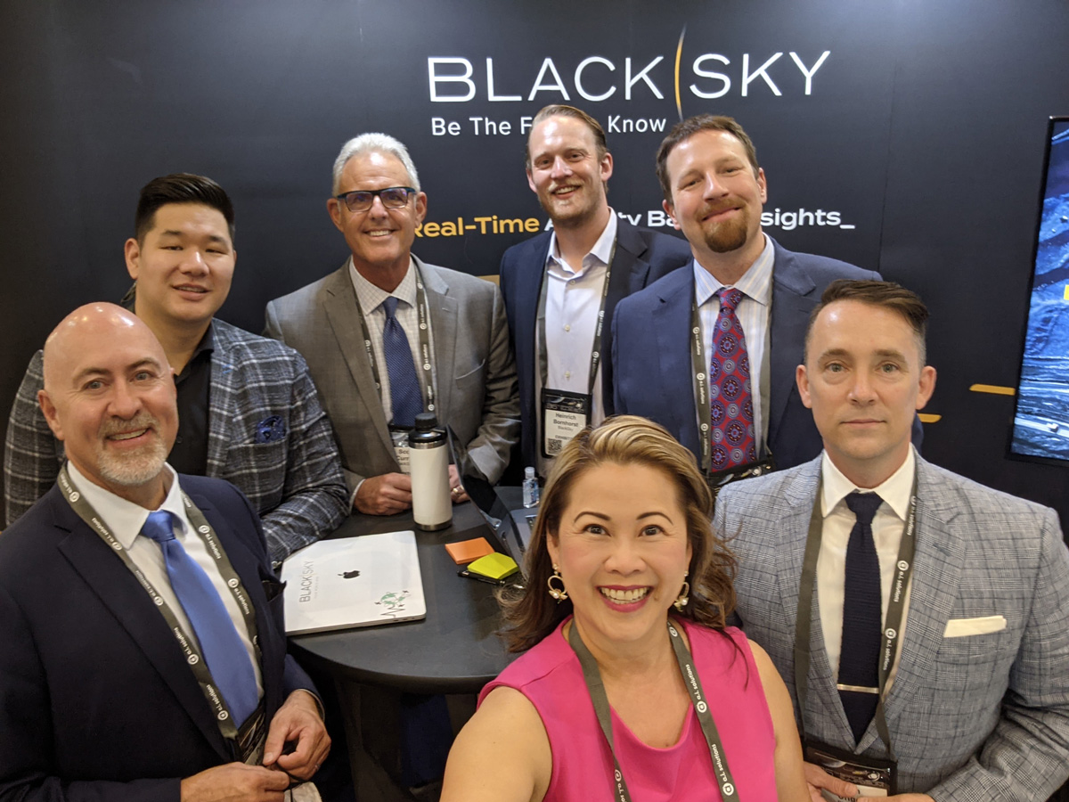 BlackSky_Inc's tweet photo. Representing BlackSky at the 36th Space Symposium (clockwise, left to right): Peter Wegner, Charles Kim, Scot Currie, Heinrich Bornhorst, Adam O’Connor, Sam Unger and
Uyen Dinh. #spacesymposium #36space #blacksky #befirsttoknow #commercialspace #knowledgeasaservice https://t.co/QpsMRswcKe