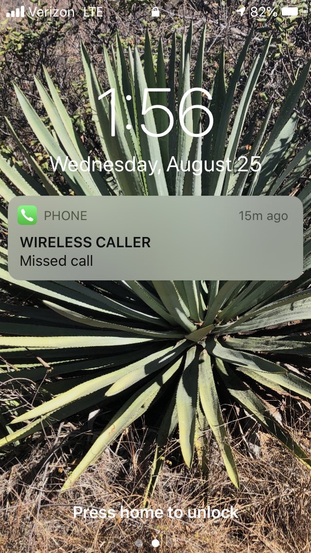MrDanielF's tweet photo. Sorry I only answer WIRED CALLERS https://t.co/7DZyi9wI0E