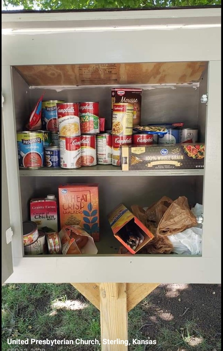 #pcusabingewatch United Presbyterian #SterlingKS behind the Pantry door! #food @Presbyterian #pcusa #open #inclusive #affirming #reformed #progressive #presbyterian #presbyterianchurch @presbyhunger @synodma #pantry #foodsecurity @presby_today #givewhatyoucan #takewhatyouneed