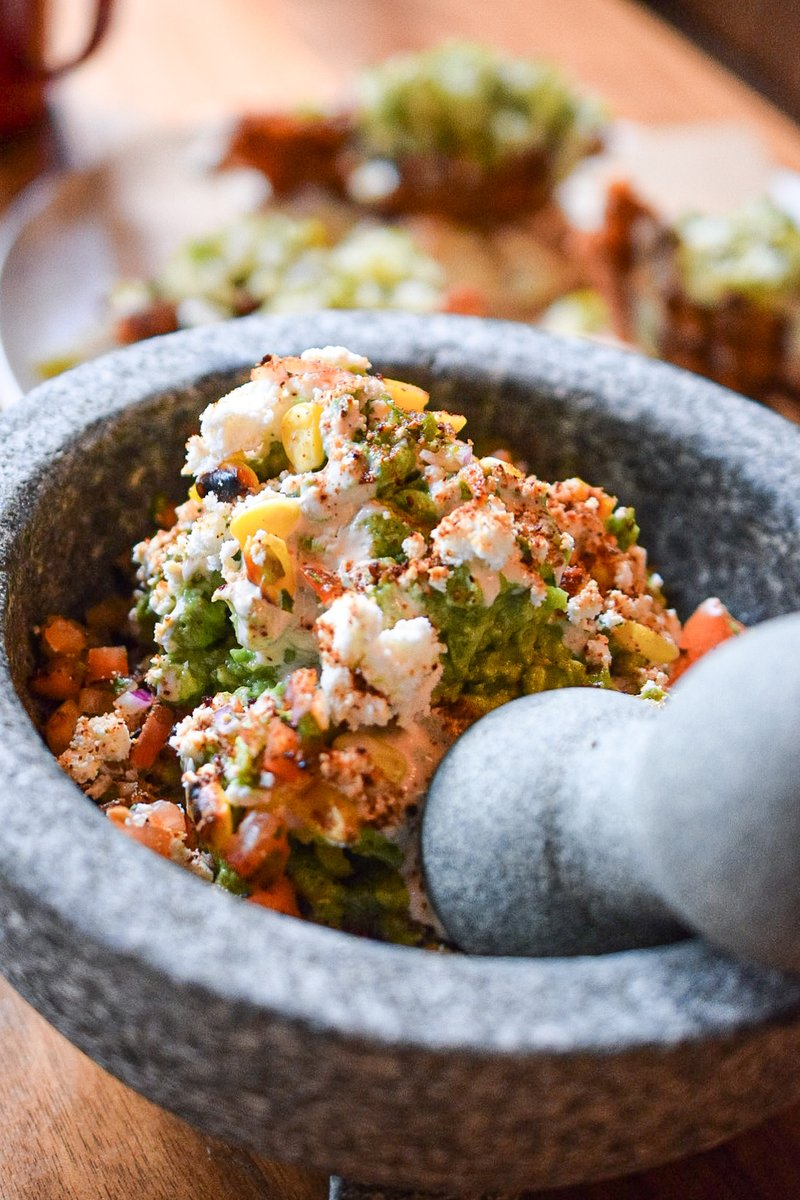 Ahh, the art of making #guac! We know it well here at Lost+Found! Our #Guac is smashed to order, and to us, there is nothing better than dipping into a bowl of fresh #Guacamole! 🥑 ✨

Secure your spot: loom.ly/QNrCERY

#EatLostandFound #Taqueria #Avocado
