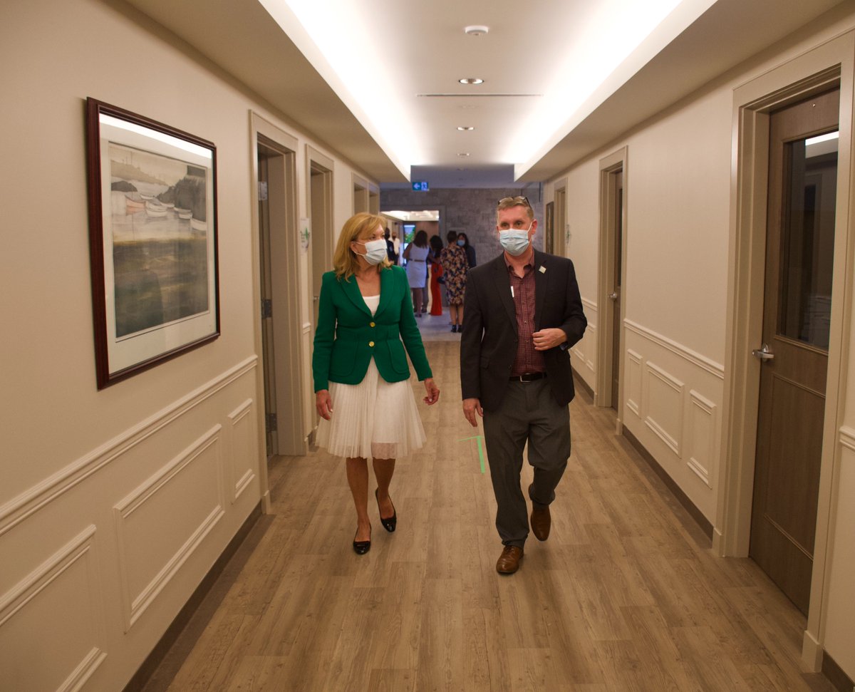 Christine Elliott tweet media