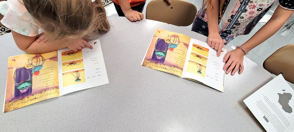 Look! Some of our super smart 1st graders using Geodes decodable texts to become fluent readers.
📚📖🧠
<a href="/WitWisdomELA/">Wit & Wisdom English</a> @co_sumner <a href="/SchoolsSumner/">SumnerCountySchools</a>