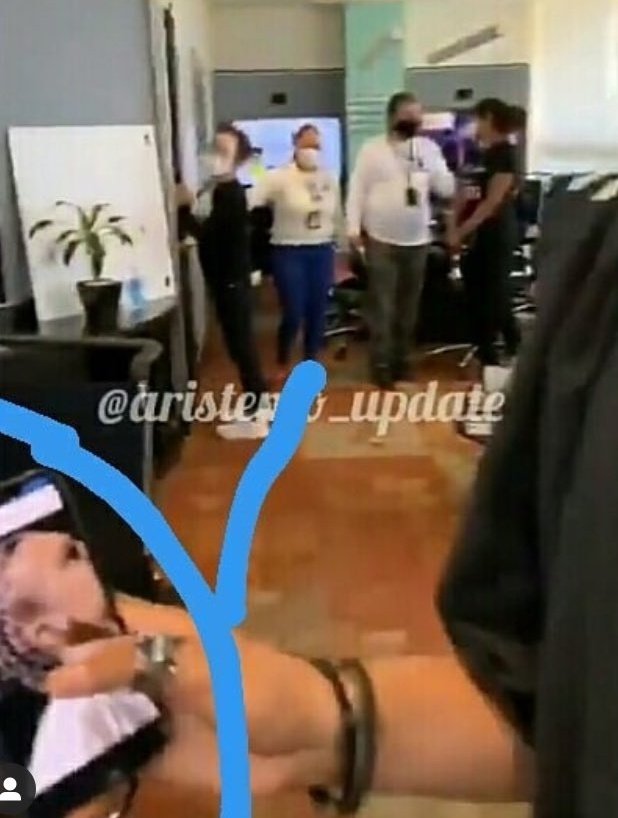 hamiliosafe's tweet photo. como supero que emilio se basó en las trenzas de harry para hacer las suyas https://t.co/s4HI0ksq8e