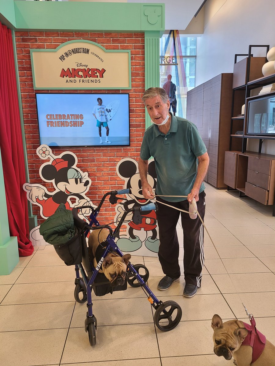 Mila &amp;Jasmin &amp; Grandpa at Nordstrom. #Wednesdayvibe #missmila #princessjasmin