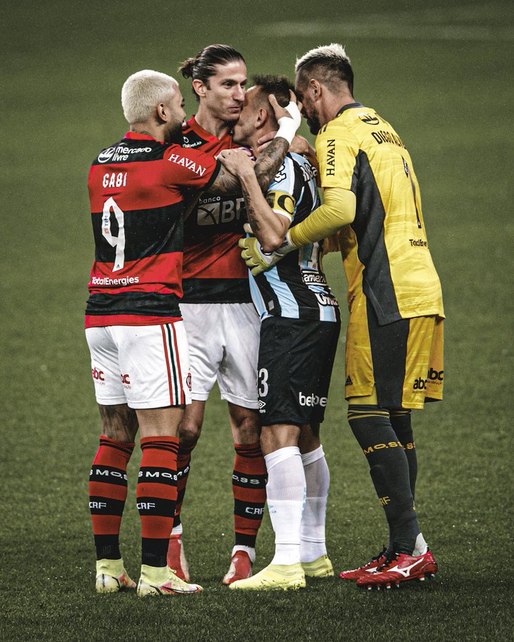 E9r3b_oWQAU64yY?format=jpg&name=900x900