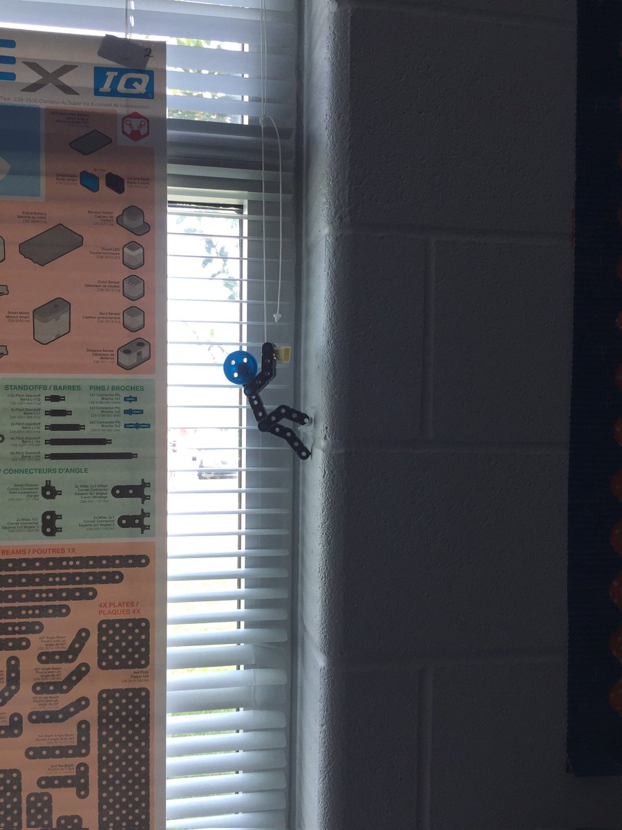 ExploreRamsey's tweet photo. #ExploreRobotics students are already getting excited about building! They explored scissor linkages and also built people. #FindSammy @RamseyMS_JCPS @RamseyPrincipal @AcademiesofLou @JCPSKY https://t.co/ZztQYkkQTC