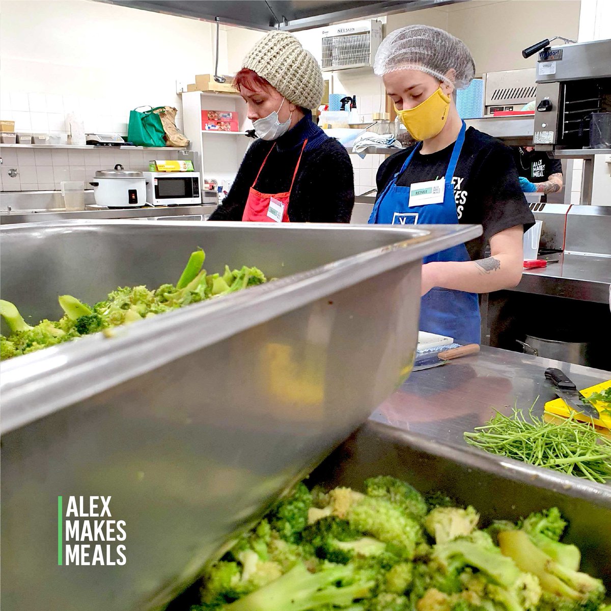That's a lot of broccoli! Can you guess what dish it's for? 🥦
Hint: You stir it and you fry it...

Every single one of the meals we make goes to someone in need. 

Together we can connect our community through food.

#AlexMakesMeals