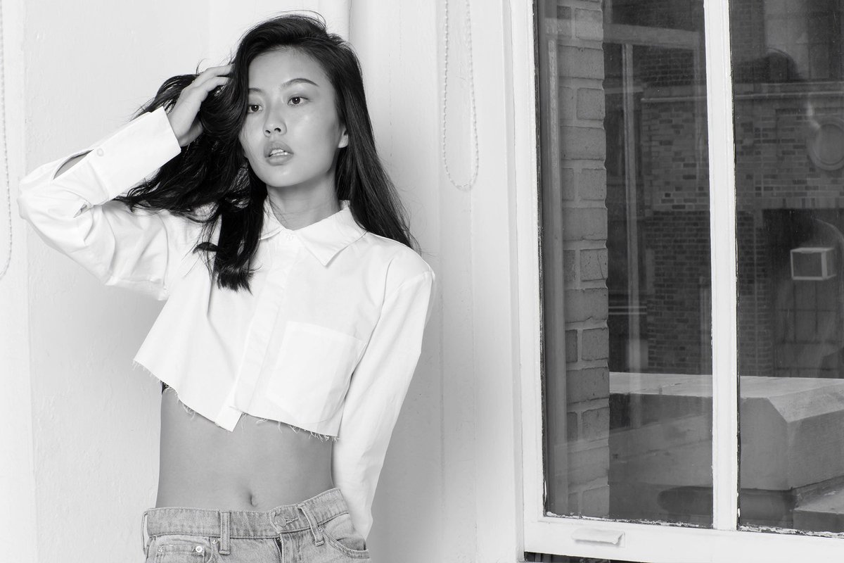 IDentityImage_'s tweet image. •Just turn the light💡• 
#AleksandraKarbonada
📸 instagram.com/p/CTA97vBl9pp/…