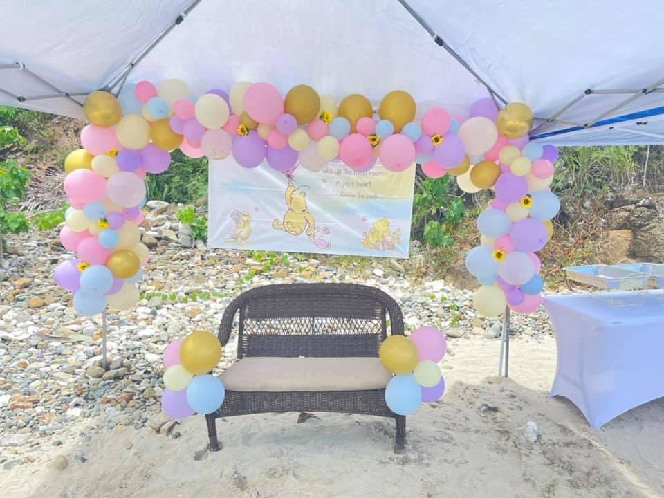 eventitbvi's tweet photo. It's #CreativeWednesday !

The #EventItBVI team shows our  balloon decor and event set-up skills on this Drive-Thru Baby Shower! 

Follow us on instagram :@eventitbvi
Feel the #EventItBVIExperienece.

#BalloonDecor  #BundleOfJoy #BabyShower #drivethrubabyshower #winniethepooh https://t.co/2nuL9tDkGJ