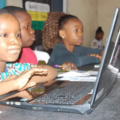 ashpotNG's tweet photo. We kicked off our Summer Tech Camp for kids already.  #ashpot #coding #python #scratch #robotics https://t.co/cafCIhTYk0
