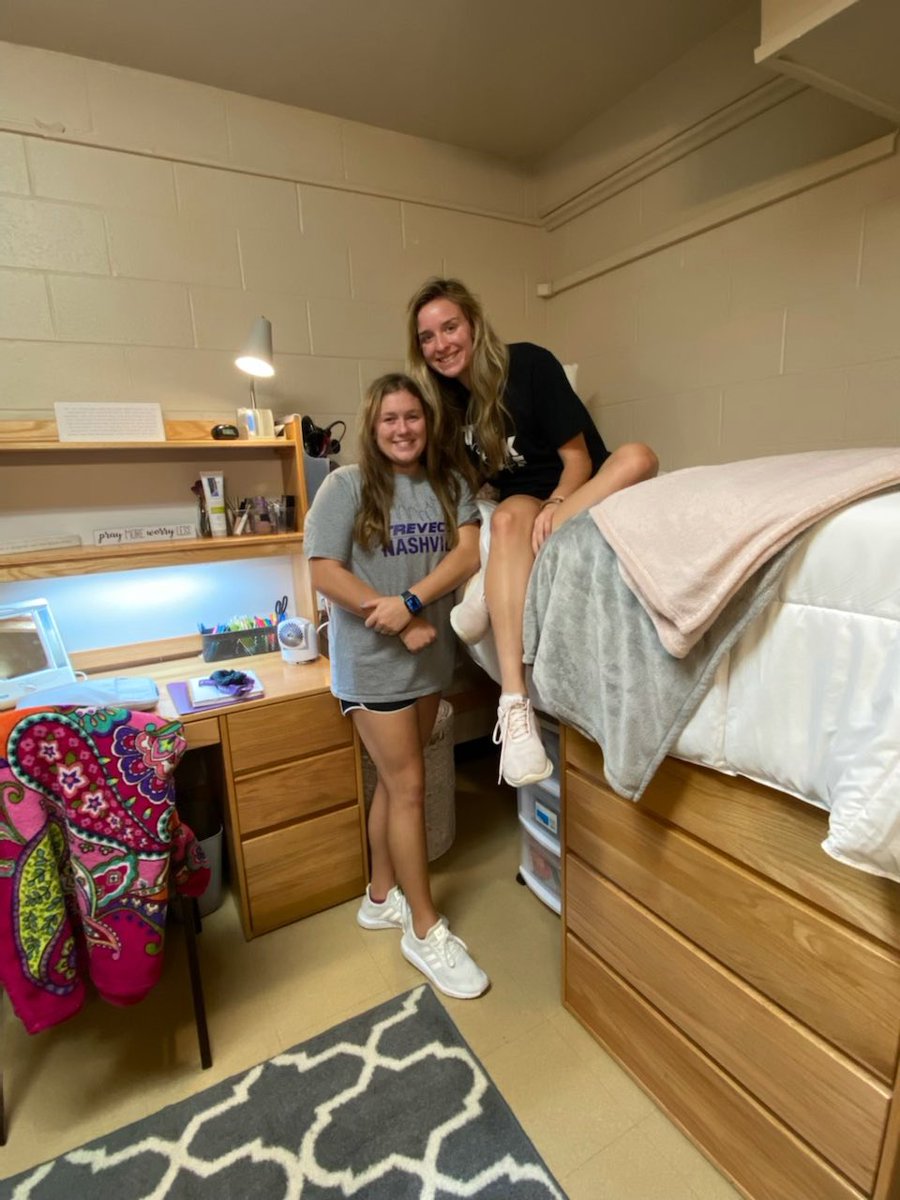 TNUsoftball's tweet image. Day 2 of Move In for Trevecca Softball. 💜🥎🙏