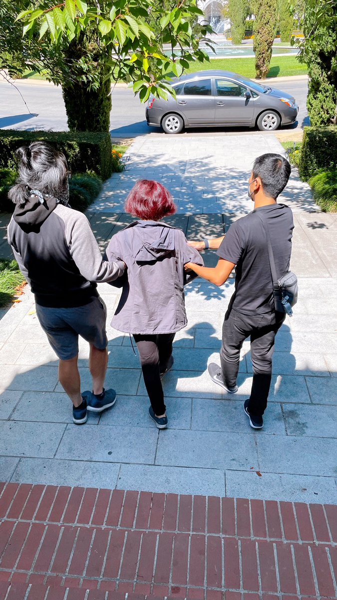 Estella Tse tweet media