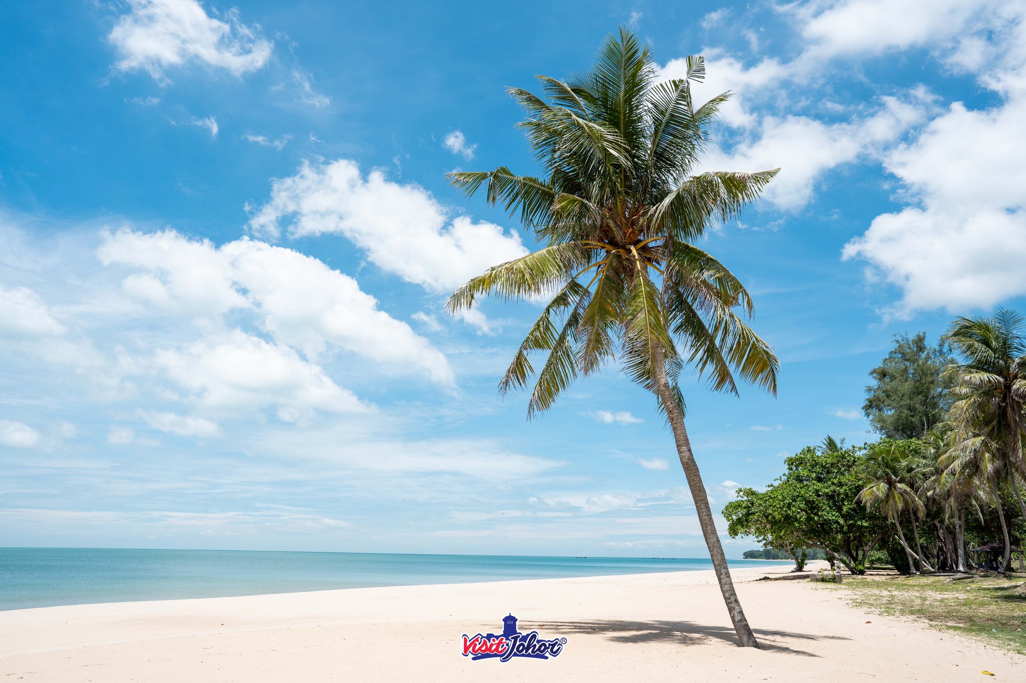 Pantai tanjung lompat