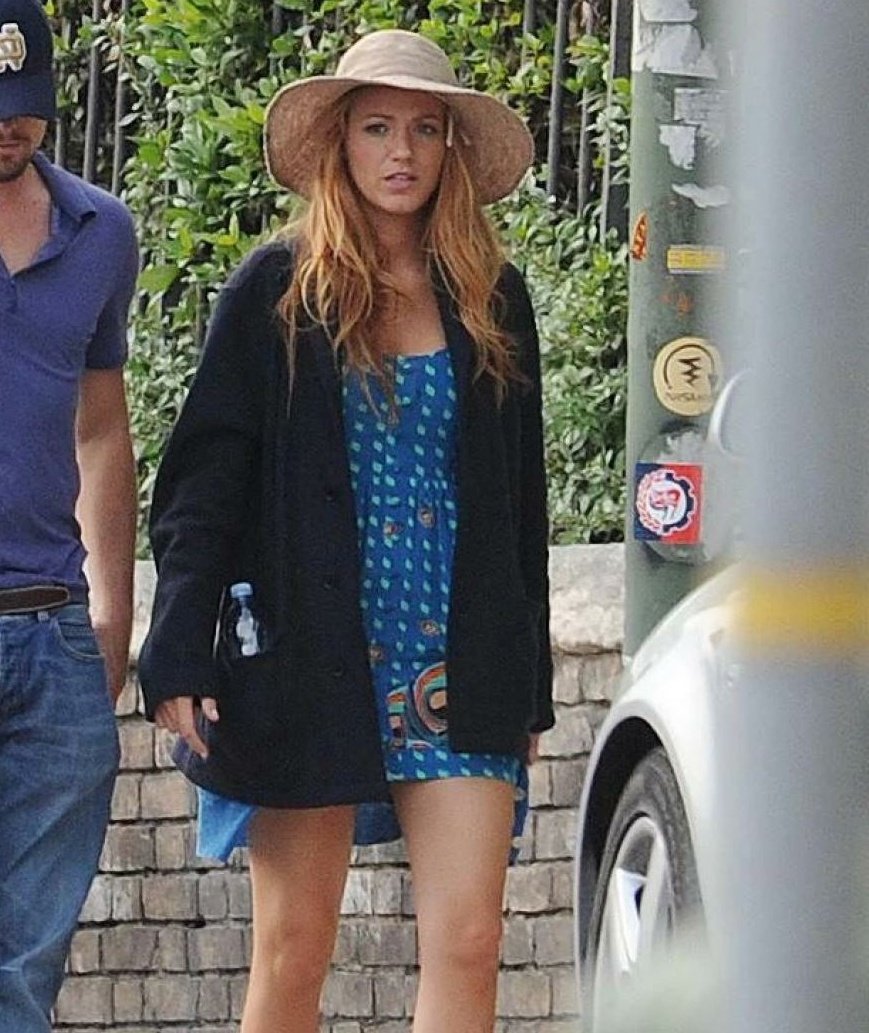 Happy birthday blake lively! 