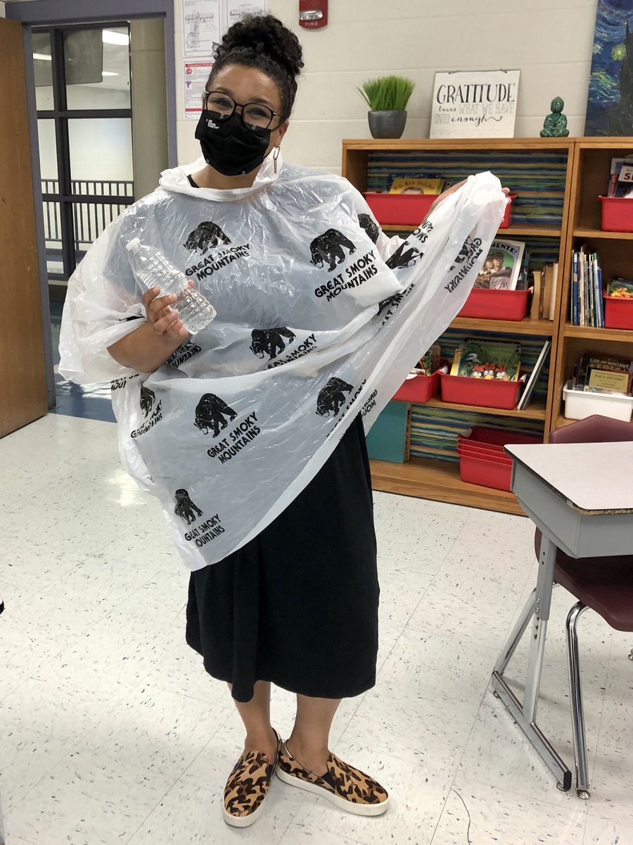 Shelby Academy (@shelbyjcps) on Twitter photo <a href="/ShelbyJCPS/">Shelby Academy</a> has THE BEST families around! Ice cold water bottles for our car rider helpers this morning and a poncho for our traffic director stranded in the rain this afternoon. We are so thankful for how you all take care of us!!! (And for what you keep in your glove boxes 😊) <a href="/ShelbyJCPS/">Shelby Academy</a> has THE BEST families around! Ice cold water bottles for our car rider helpers this morning and a poncho for our traffic director stranded in the rain this afternoon. We are so thankful for how you all take care of us!!! (And for what you keep in your glove boxes 😊)