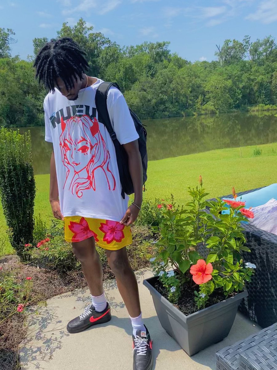 jordanxgriffin's tweet photo. 🌺 https://t.co/cc2rAU24Eg