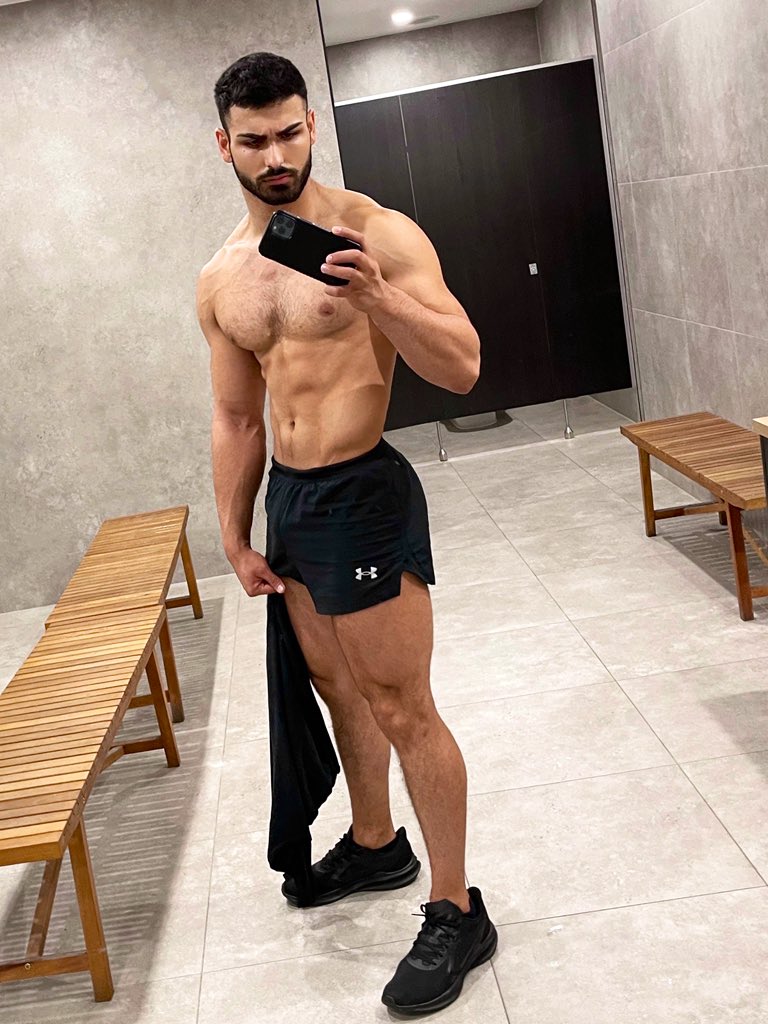 Ripe &amp; sweaty 💦