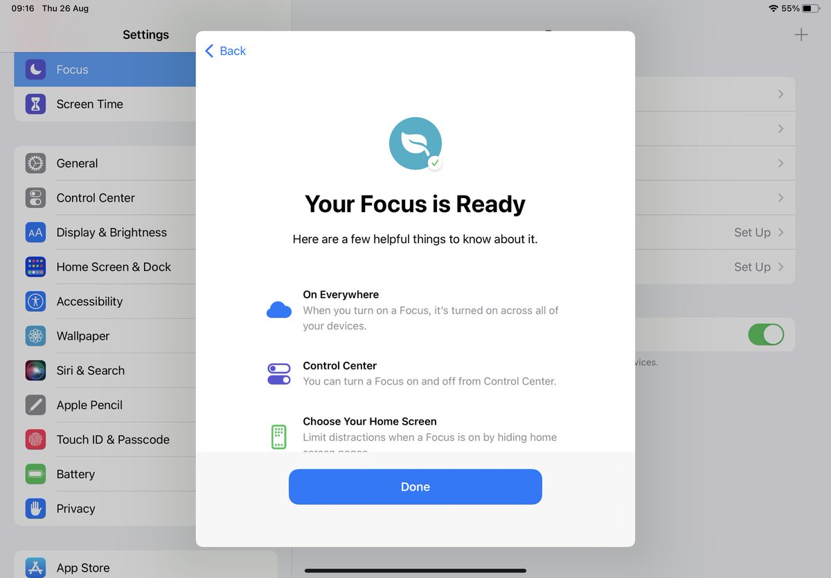 ChayanP_'s tweet image. #ios15beta ชอบตรงที่สร้างโหมดFocusแล้วปรับตั้งรูปแบบได้ว่าจะให้ใครติดต่อเราได้บ้าง ให้แอปไหนแจ้งเตือนได้ เปลี่ยนชื่อโหมดได้ ถ้าเป็น ios14 ก็คือ เปิด do not disturb ก็คือยืดหยุ่นมากกว่าเดิม แอบคิดถึงฟัก์ชั่น Profile ในโนเกียหรือใน windows