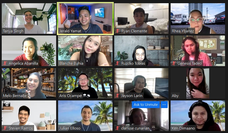 talkpush's tweet photo. In the midst of a pandemic, it's super important to stay sane!

One fool-proof trick is to reconnect with other humans. And that is why our Philippine team got together for a virtual lunch 🍕🍳🍔🍤🍱🍛🍪

#remotework #staysane #virtualbonding https://t.co/hUcAEfijr4