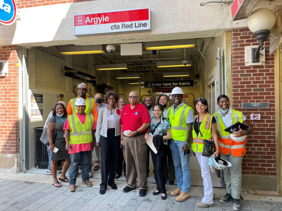 CTARPM's tweet photo. Today @FTA_DOT Administrator Nuria Fernandez joined @CTA President Dorval Carter and members of Ironworkers Local 1 and Carpenters Union on a tour of the Lawrence to Bryn Mawr Modernization project area in #CTARPM. Thank you for visiting us and taking a look at the progress!🏗️ https://t.co/eDQDTnfq3H