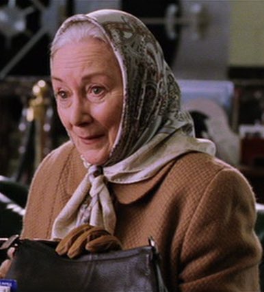 tryingmyworst's tweet photo. fuck you mean? this aunt may was a baddie 😍😍😍 https://t.co/RDKaUNELPn