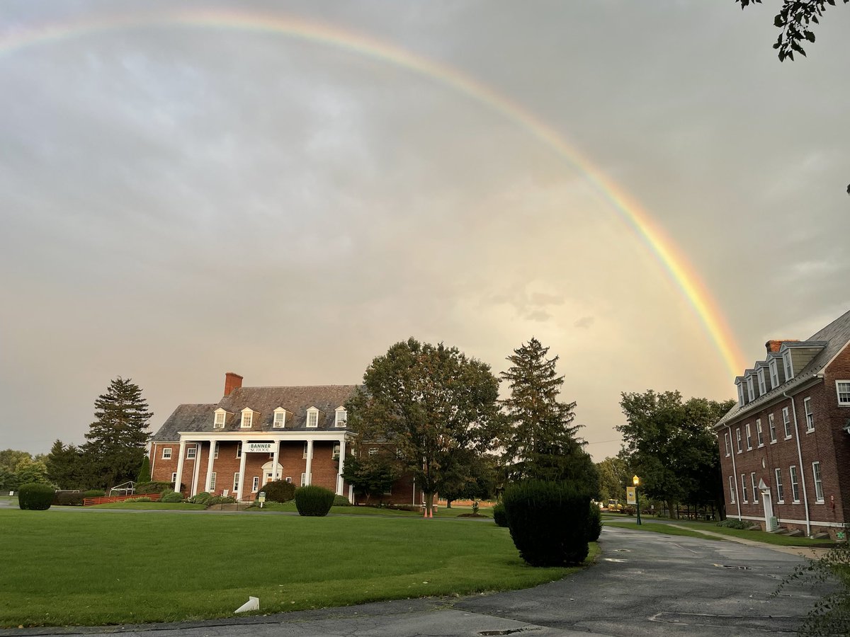 TheBannerSchool's tweet photo. A beautiful rainbow after the storm @TheBannerSchool  this evening. #bannerpride #bannerbobcats #Frederick #FrederickMD https://t.co/7ZRsjef5FX