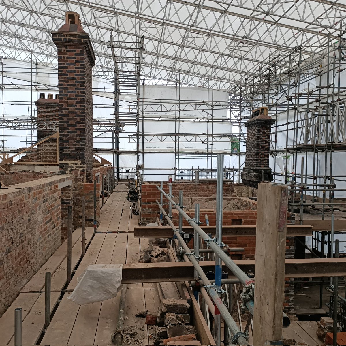 The latest post from the restoration at Betley Court and it's the second anniversary of the fire. #Staffordshire #restoration #historic #architecture deadgardenerssociety.blogspot.com/2021/08/a-boat…