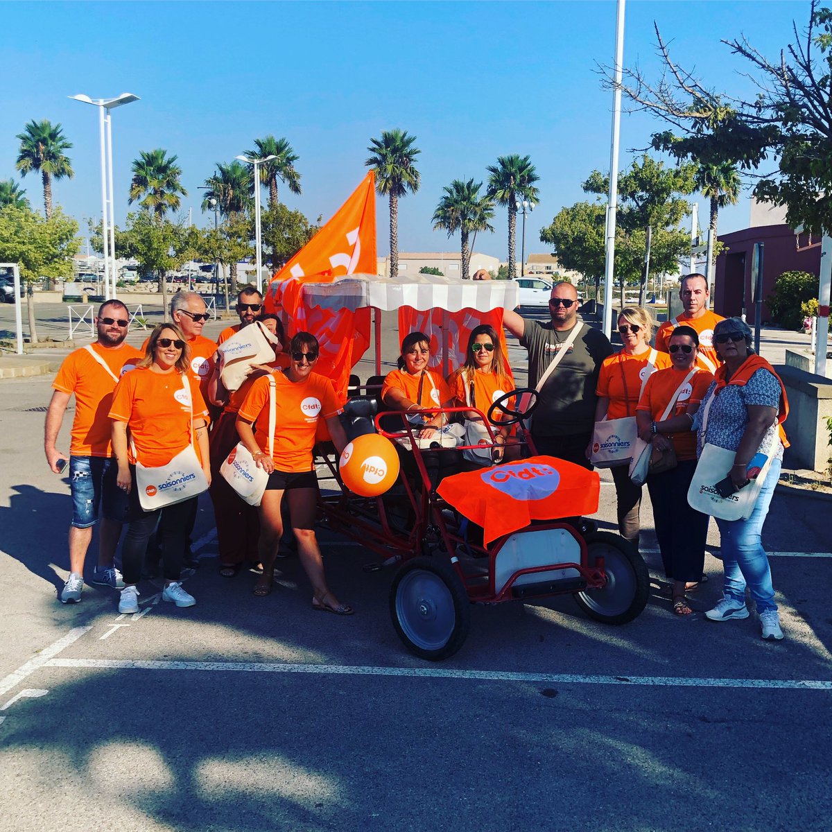 La CFDT du Gard et la  <a href="/Cfdt_Occitanie/">CFDT Occitanie</a>  à la rencontre des travailleurs et travailleuses saisonnier•es au Grau du Roi  #cfdt #cfdtoccitanie #lessaisonnierscesttoutelannee #saisonniers #emploi