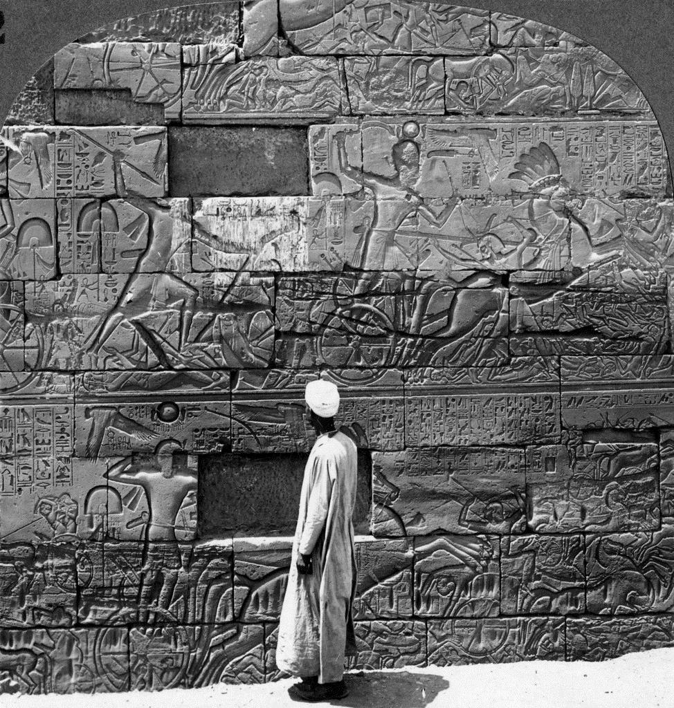 Great war reliefs of king Seti I sculptured in the wall at Karnak Temple, Thebes, ca. 1879-1930 BC. Image Source: digitalcommonwealth.org