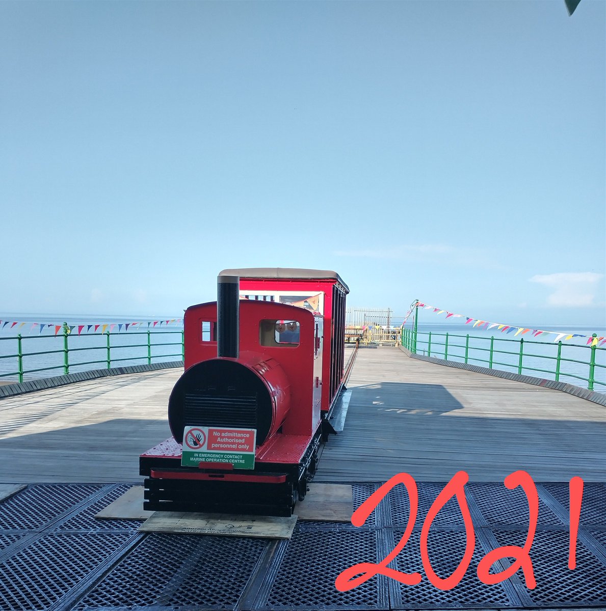 QPRT11's tweet photo. Attention folks!
This weekend is the last opportunity to see our lovely little red train on the Pier as it will be returning to the#JurbyTransportMuseum next week.
It's been such fun having it back on the Pier ❤️ https://t.co/K7AYwlVMwY