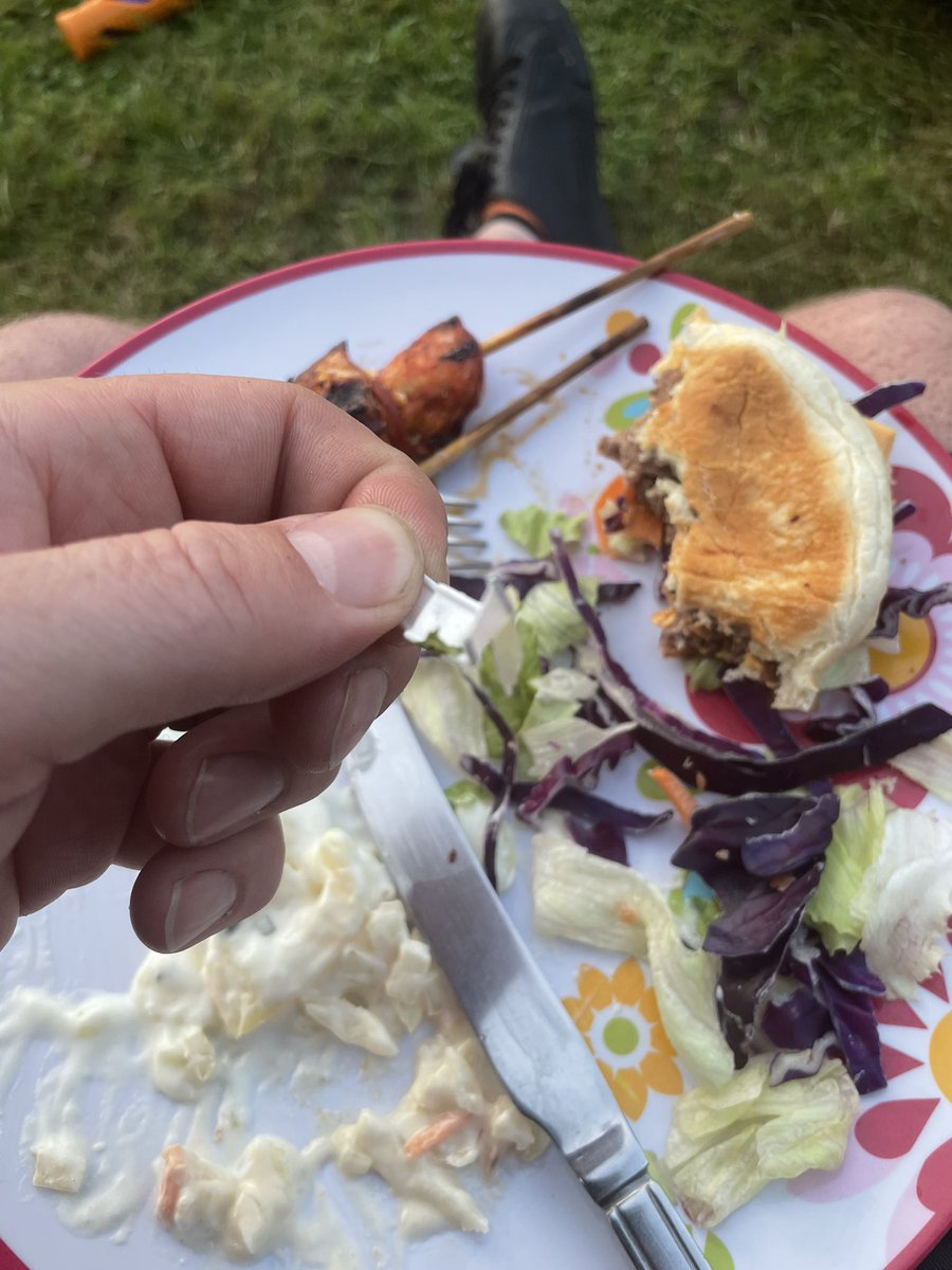 BSB_Tim's tweet image. Ouch!
This was NOT exactly the sort of crunch I was expecting in my salad @Tesco!?