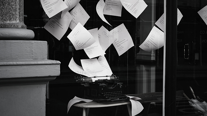 WebmarketingCOM's tweet photo. Rédigez 10 pages de vente par mois avec la méthode post-it (les doigts dans le nez) https://t.co/kbE5Gasg3T #storytelling #copywrtiting #contentmarketing https://t.co/8IurTxSNM7