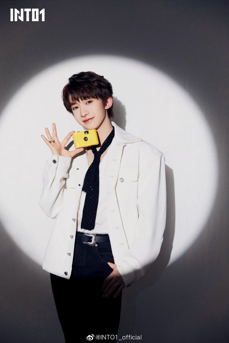 liuyu_updates's tweet image. Liuyu “Go Fridge” pics🐟💙🐋
♡ 26 | 08 | 2021 ♡
© 微博『INTO1_official』
❄️ Follow @liuyu_updates for more updates❄️
#liuyu #into1 #刘宇 #chuang2021 #CHUANG2021final