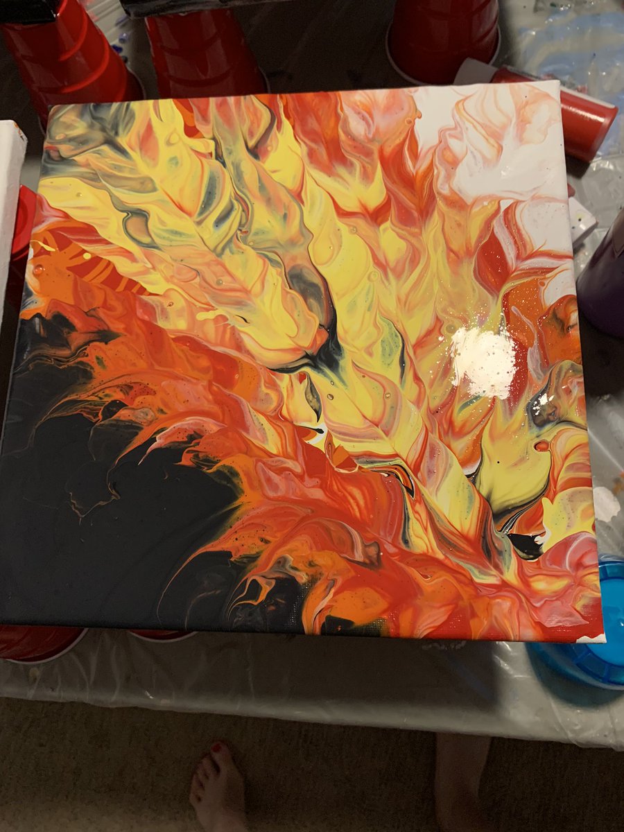 demondrah's tweet image. (1/2) I can’t believe I did 6 paintings in one night. Someone stop me. 

#art #artistsontwitter #fluidart #acrylic #twitch #twitchstreamer #streamer