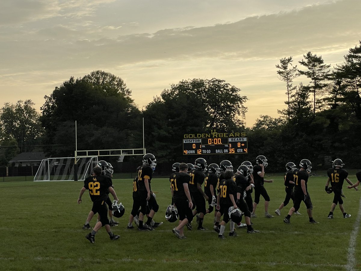 GoldenBearsATC's tweet photo. Hastings 7th Grade Football team wins their first game (after many lightning delays) against Olentangy Orange at home! Way to go, Bears!🐻🖤💛 https://t.co/JzKnSxC6X8
