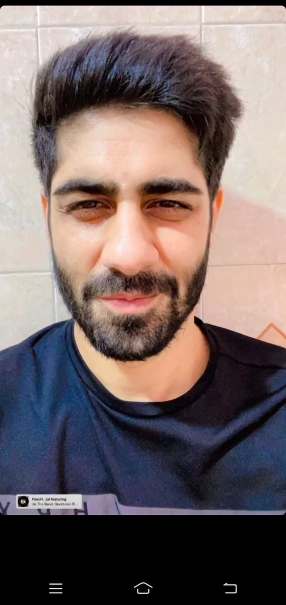Anne_OT7Stan's tweet photo. He is looking sooooo cuteee, he is a such a PyaRra Baccha😭😭😭❤❤❤

Not going to get over this pic anytime soon❤😌 #NewProfilePic

Though Rra😘 gives #RraContent often these days but YE DIL MANGE MORE❤🤧

Plz #RraArmy need more pics of this Chaand ka Tukda💗

#RrahulSudhir https://t.co/VqH5O4PJI4