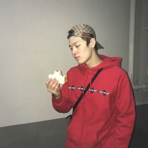 Bread mean to be a day and night's meal. Fight me if you don't agree.