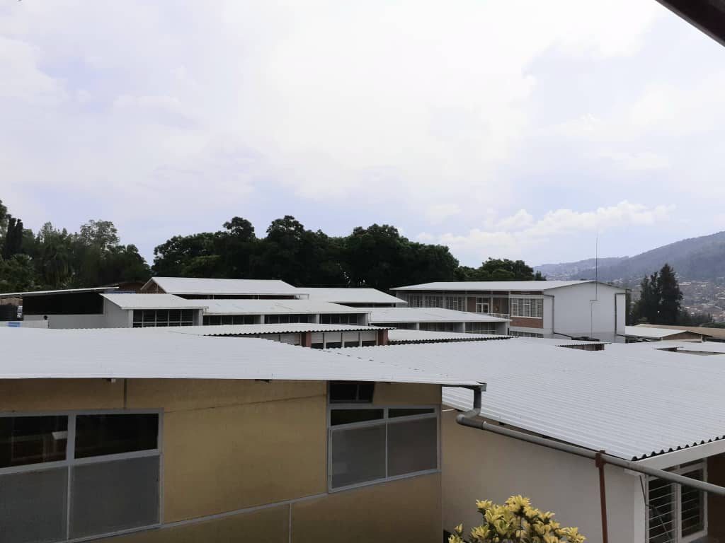 As global temperatures rises, the demand for cooling  increases. But we must adopt #SustainableCooling to avoid causing more global warming. By deploying #CoolRoofs we are providing a sustainable, affordable and climate-friendly alternative for thousands of people in #Rwanda