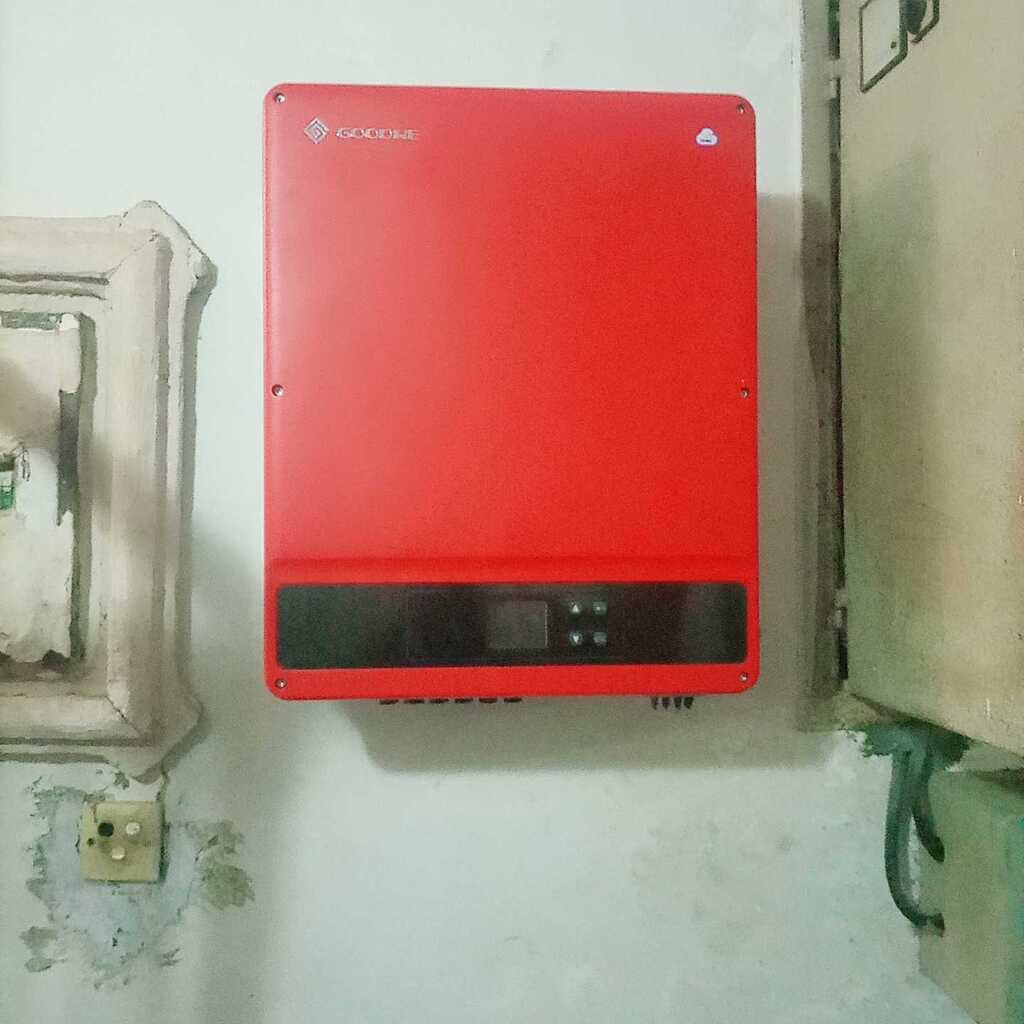 Our teams have been hard at work completing this installation in Islamabad, and it’s now complete!

- Canadian Solar 585W solar panels
- GoodWe 25kW inverter
- Galvanised steel framing, with some customisations to avoid gas pipes

For more information: go.ecoenergy.global/iGjrBW