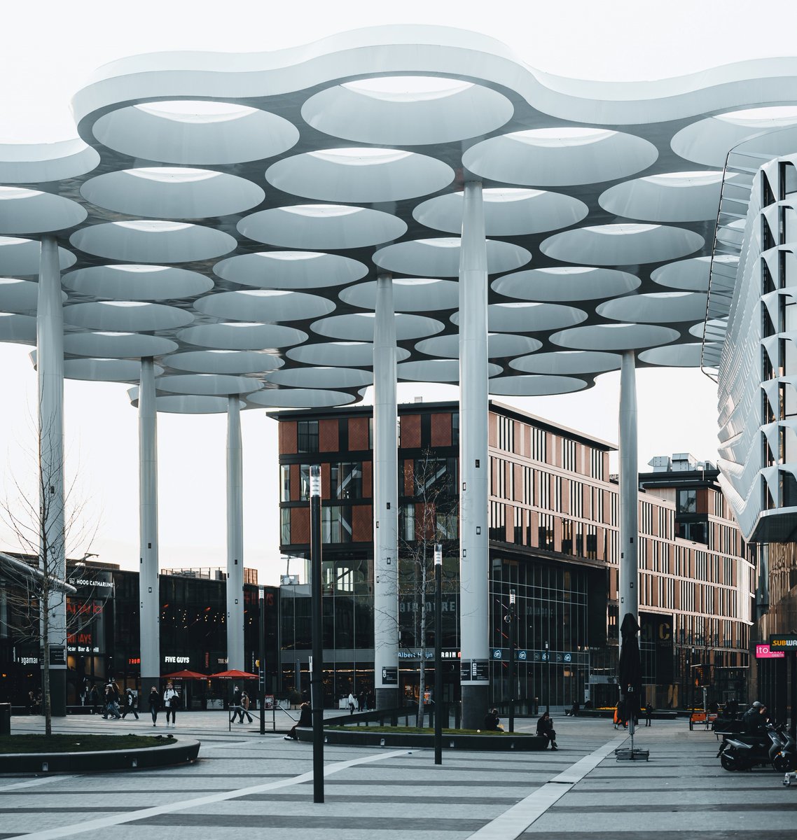 De nieuwe Omgevingswet, een uitdaging voor overheidsinstanties. 

SmartDocuments biedt hulp en sluit naadloos aan op jullie VTH applicatie, waardoor alle relevante regelgeving altijd perfect in uw documenten zijn verwerkt. 

Neem gerust contact met ons op!