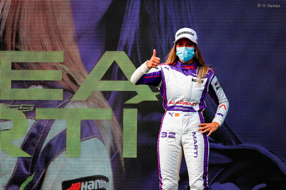 SoyMotor's tweet photo. Hablamos con @nereamarti32 tras su podio en Hungría: 

"El objetivo es 2022, este año es de aprendizaje" - https://t.co/LTYF6SKUdF #WSeries #BelgianGP 

Una de las ocho afortunadas que conoce @circuitspa, ¡suerte este fin de semana! 💪 https://t.co/OP5tnwSUUD