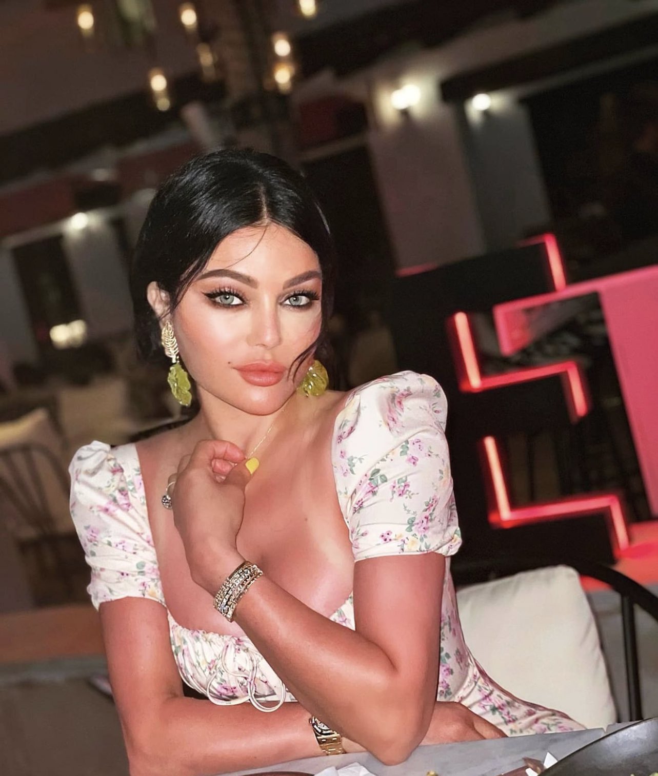 ��������� ���� ������ E9soxJjWEAAj-XX?form