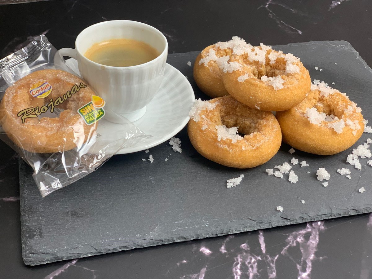 productoscodan's tweet image. Riojanas de #codan 😍 
Un producto clásico que te sorprenderá, acompaña tu café y disfrútalas! puedes conseguirlas en nuestra tienda online #decodanacasa
#ventaonline #dulce #rosquillas #maginificas #riquisimas