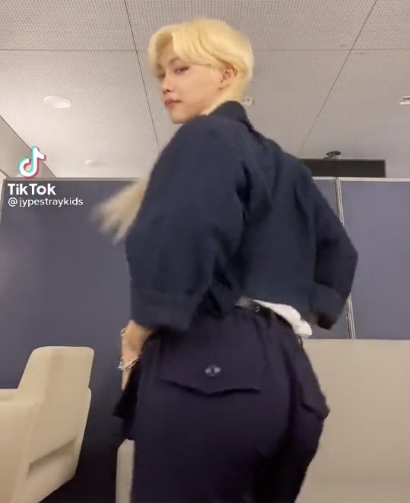 felixleefreckle's tweet photo. Biggest glutinous maximus of stray kids-
1. Lee Felix [+1000🔺️]
2. Bangchan [loses his 1st spot] https://t.co/p0lAn7A3Ix