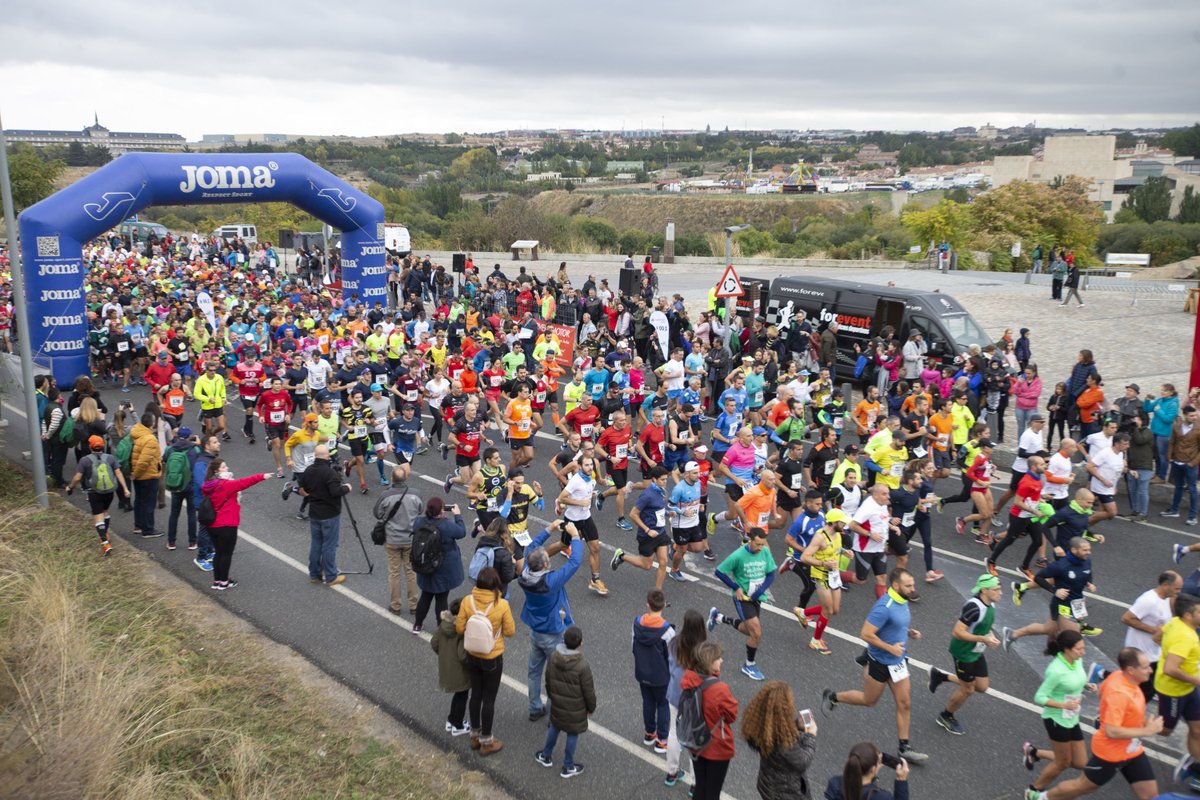 Suspendida la Media Maratón Ávila Monumental 2021 
El elevado número de personas que mueve hacían complicado garantizar las medidas de seguridad 🦠. Ecosport decide aprovechar la fecha, el 24 de octubre, para celebrar el Cross Ciudad de Ávila
diariodeavila.es/Noticia/Z139B5…
#Ávila