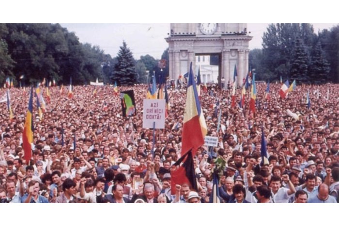 Национальное движение республика. Независимость Молдавии 1991. 1991 Провозглашение независимости Молдавии. 27 Августа 1991 провозглашена независимость Молдавии. 27 Августа день независимости Республики Молдова.